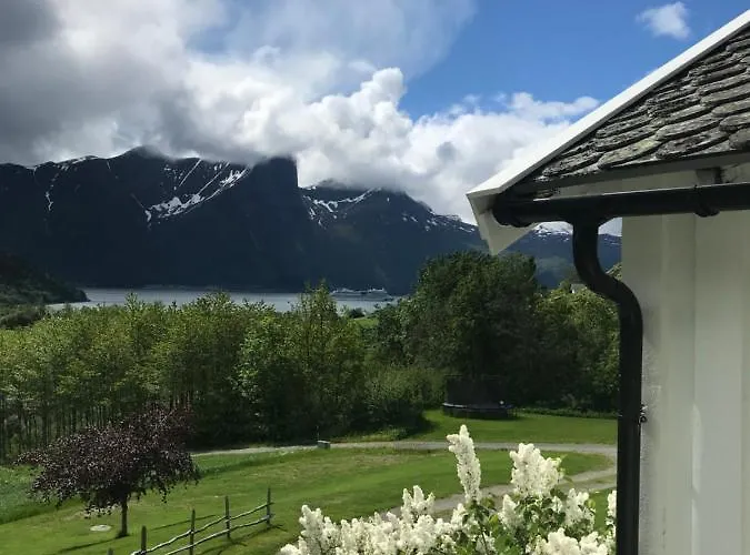 Eldhuset 1928 * Eidsbygda