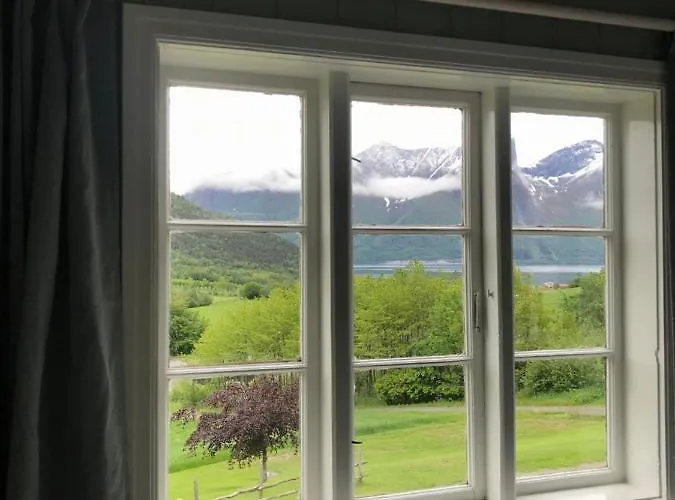 Casa de Férias Eldhuset 1928 Eidsbygda